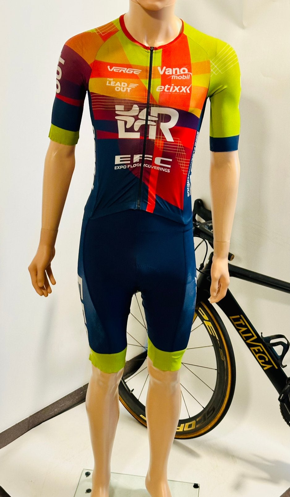 Wielrenkleding wielrenpak snelpak speedsuit maat M Verge, Gebruikt, Ophalen of Verzenden, Bovenkleding, Heren