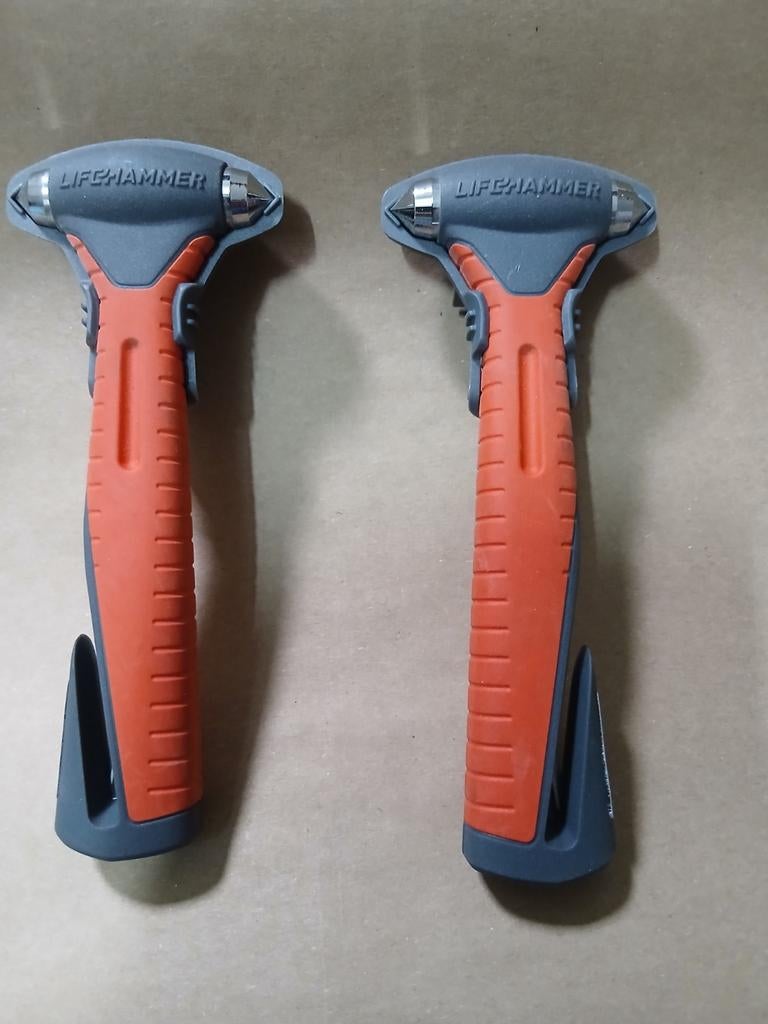 Te koop: 2 Lifc Hammer., Ophalen