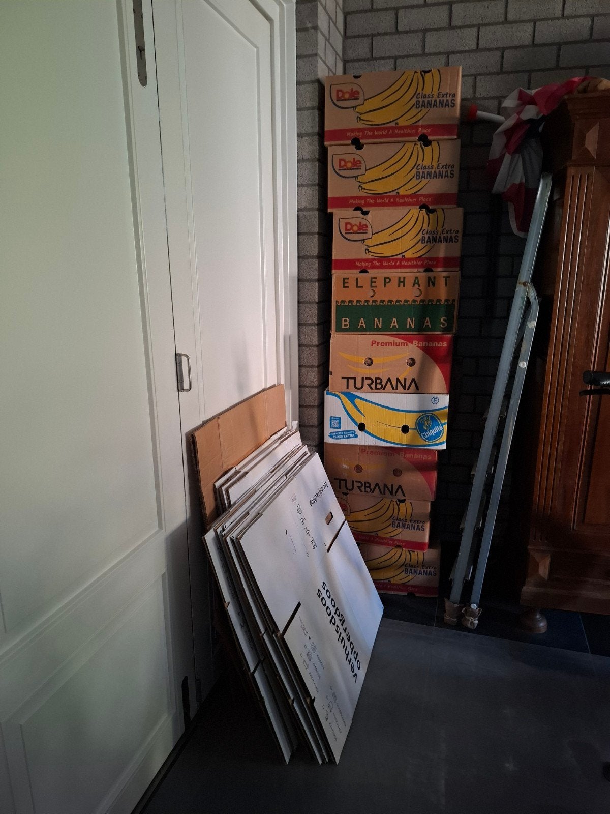 Verhuisdozen en opbergdozen (diverse maten), Doe-het-zelf en Verbouw, Kratten en Dozen, Ophalen, 40 tot 60 cm, Opvouwbaar, 50 tot 75 cm