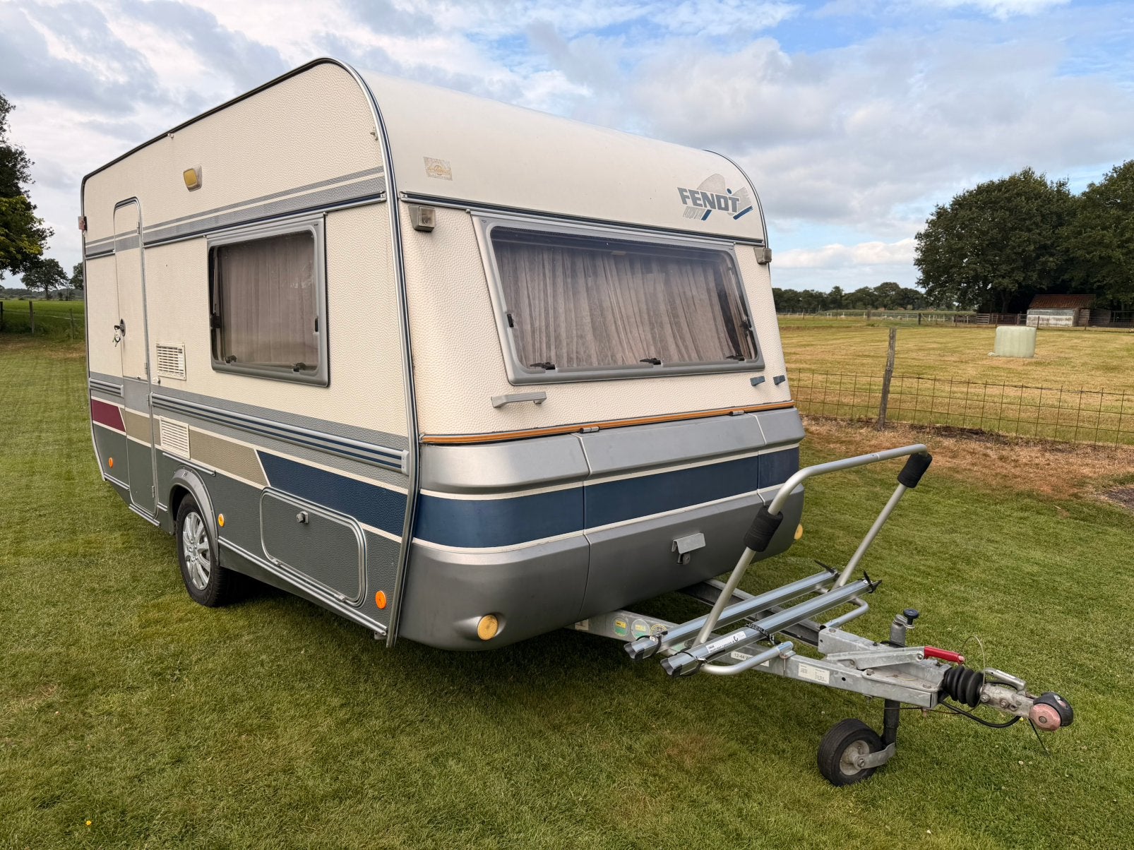 Fendt Diamant Classico 410 | 1997 | Dorema voortent | Luifel, Caravans en Kamperen, Caravans, Rondzit, Particulier, Tot en met 2