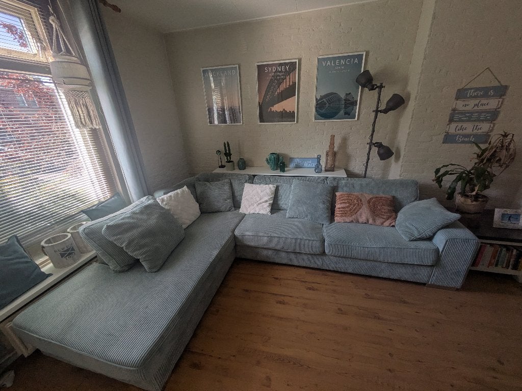 Ruime lichtblauwe hoekbank - zeer nette staat, Ophalen, Gebruikt, Hoekbank, 300 cm of meer
