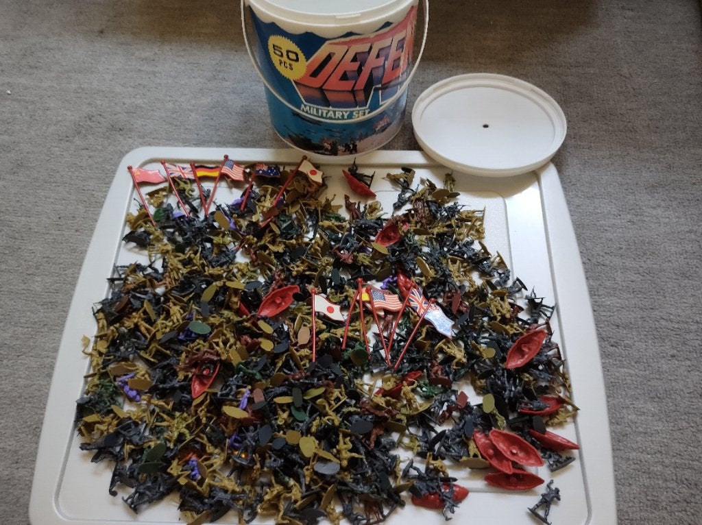 Plastic mini soldaatjes (1,5cm) 8 legers >200 poppetjes, Ophalen, Gebruikt