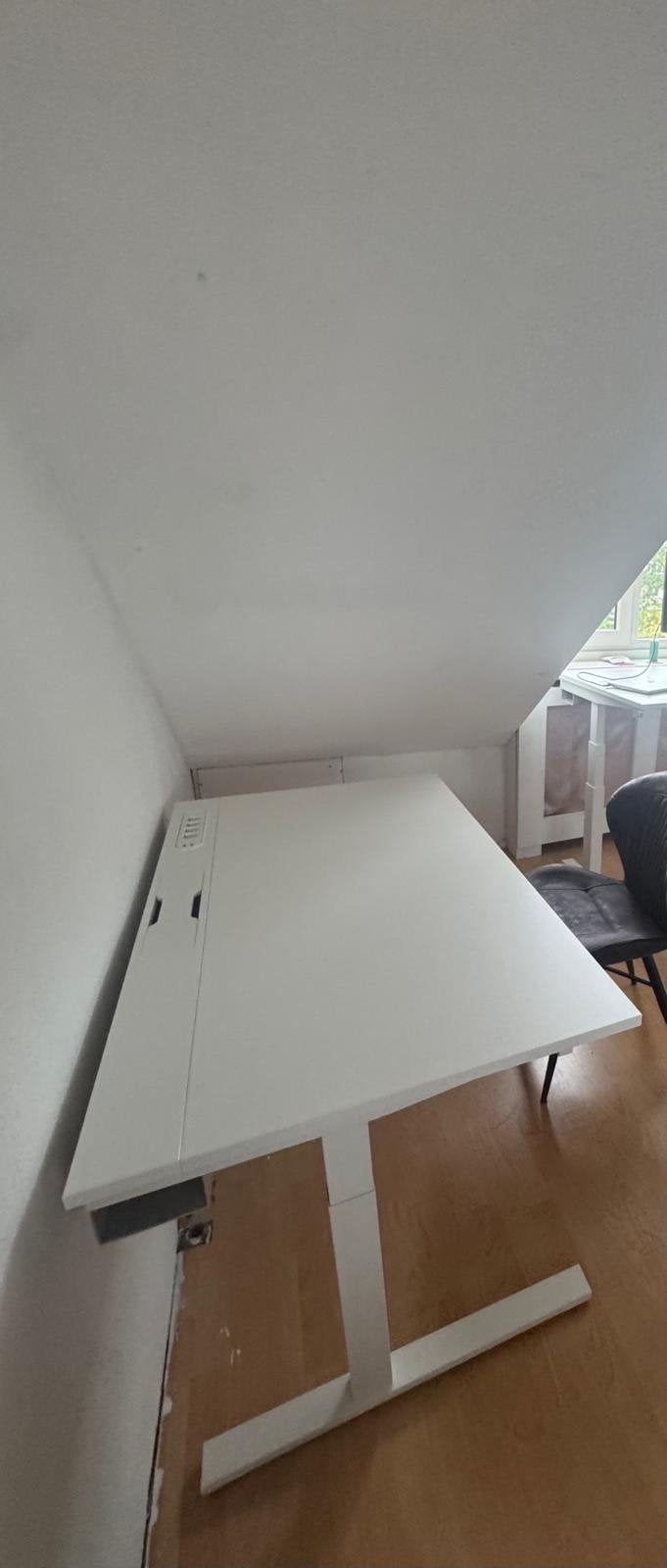 IKEA MITTZON bureau - Wit, Ophalen, Demontabel, Spaanplaat of MDF, Zo goed als nieuw