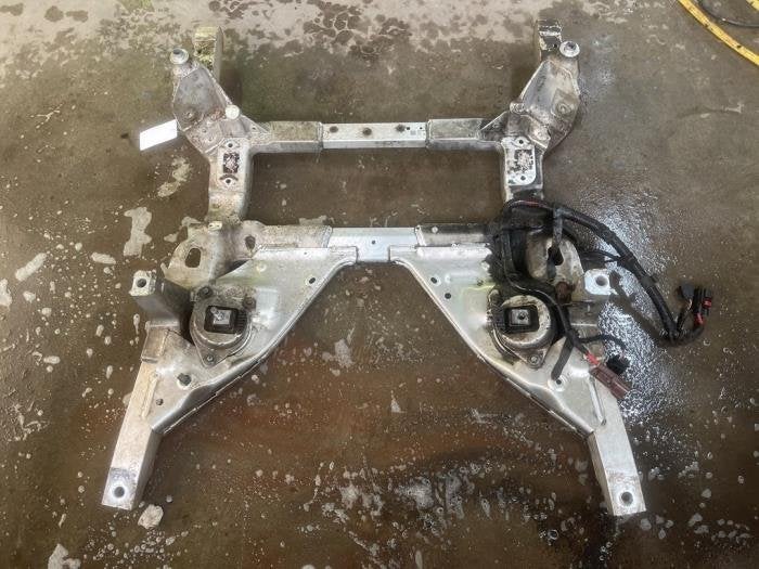 Subframe van een Alfa Romeo Stelvio, Gebruikt, -, Verzenden, -