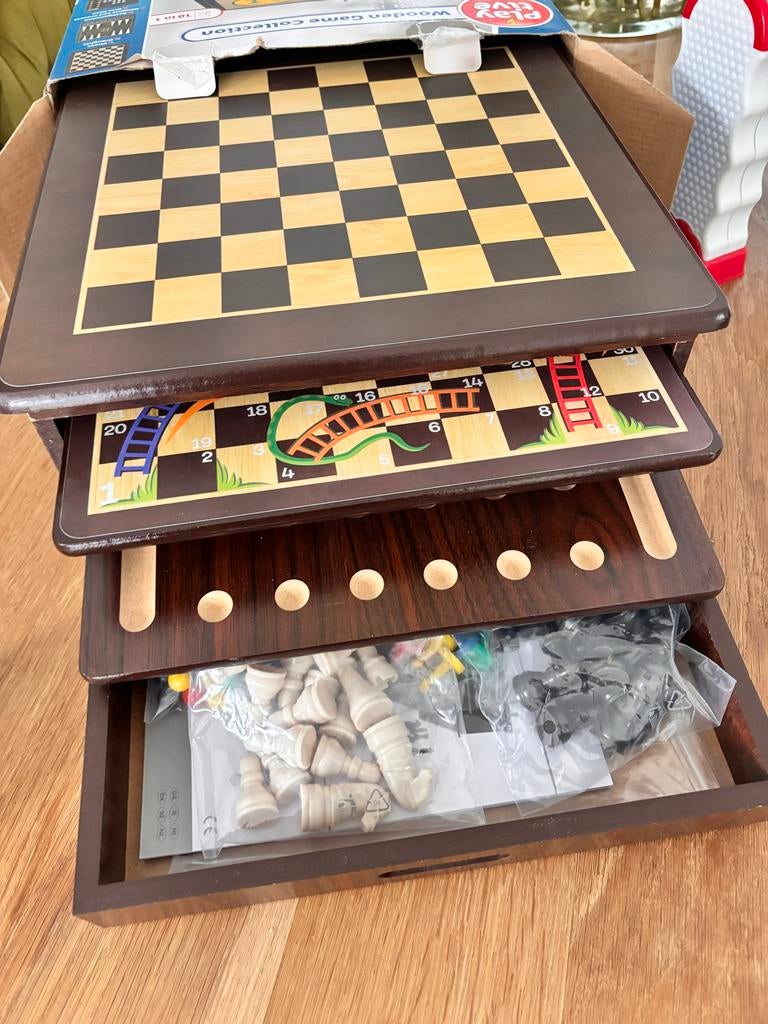 Playtive Houten Spellenverzameling 10-in-1, nieuw, Een of twee spelers, Ophalen, Nieuw