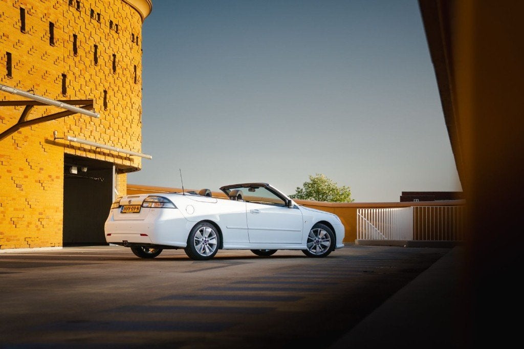 Saab 9-3 Cabriolet 1.8t Vector, Zwart, 4 cilinders, Wit, Leder