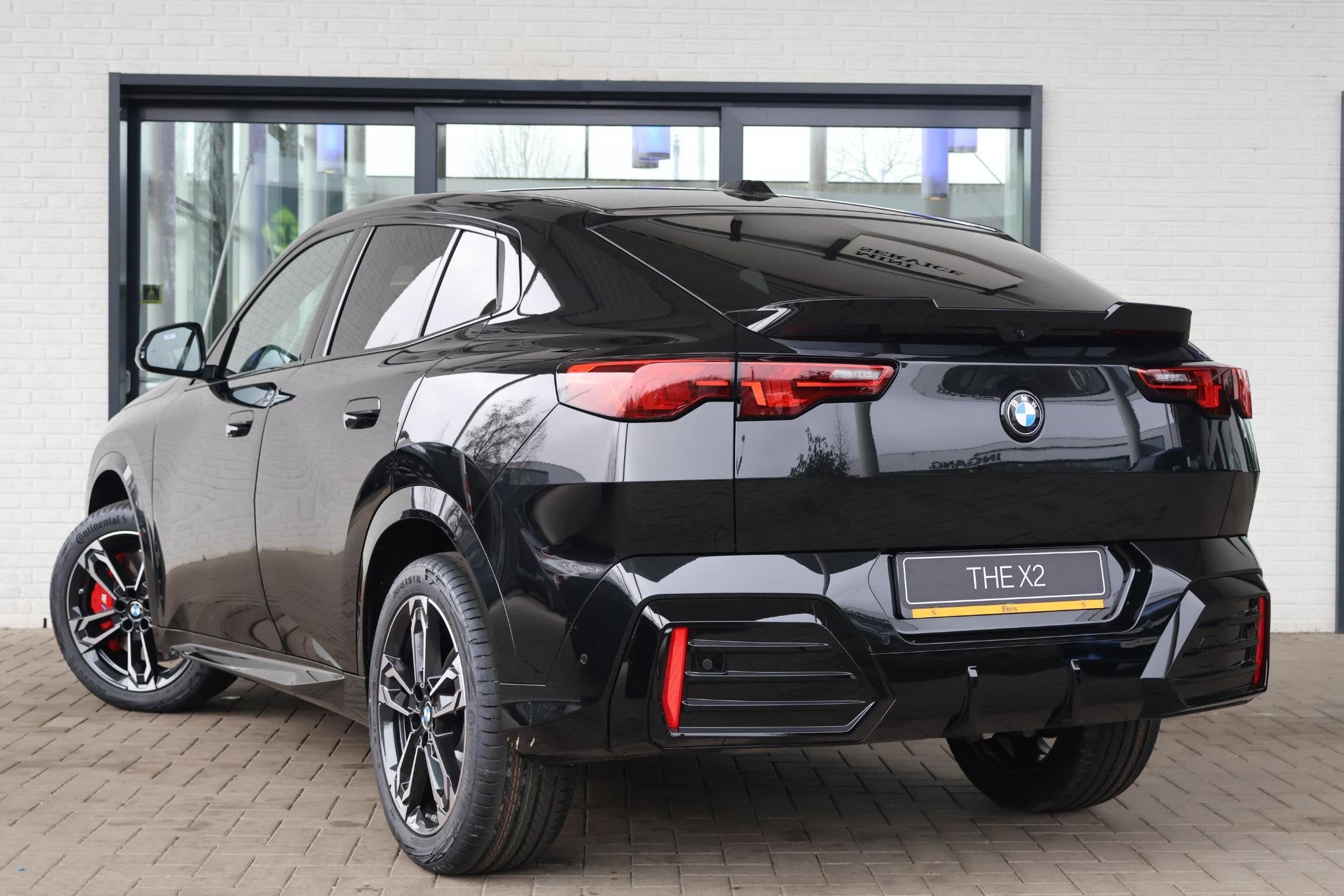 BMW X2 sDrive 20i | M Sportpakket | Premium Pack | Comfort P, Auto's, Zwart, 1545 kg, Bedrijf, Nieuw