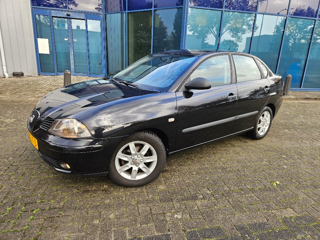 Seat Cordoba 1.4 16V | 2009 | APK 05-2027 | Inruil mogelijk, Auto's, Voorwielaandrijving, 40 €/maand, Zwart, 4 cilinders