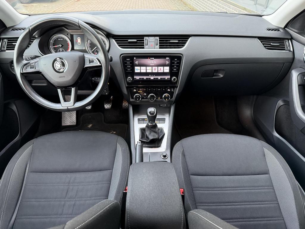 Skoda Octavia Combi 1.0 TSI Greentech Business Edition / Vol, Auto's, Skoda, Stof, Gebruikt, 116 pk, Wit