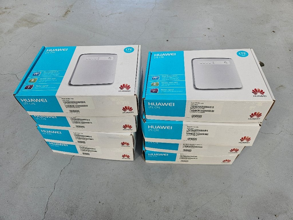 HUAWEI E5186S E5186S-22A ROUTER ( 8 stuks), Router met modem, Ophalen of Verzenden, Huawei, HUAWEI E5186S E5186S-22A ROUTER
