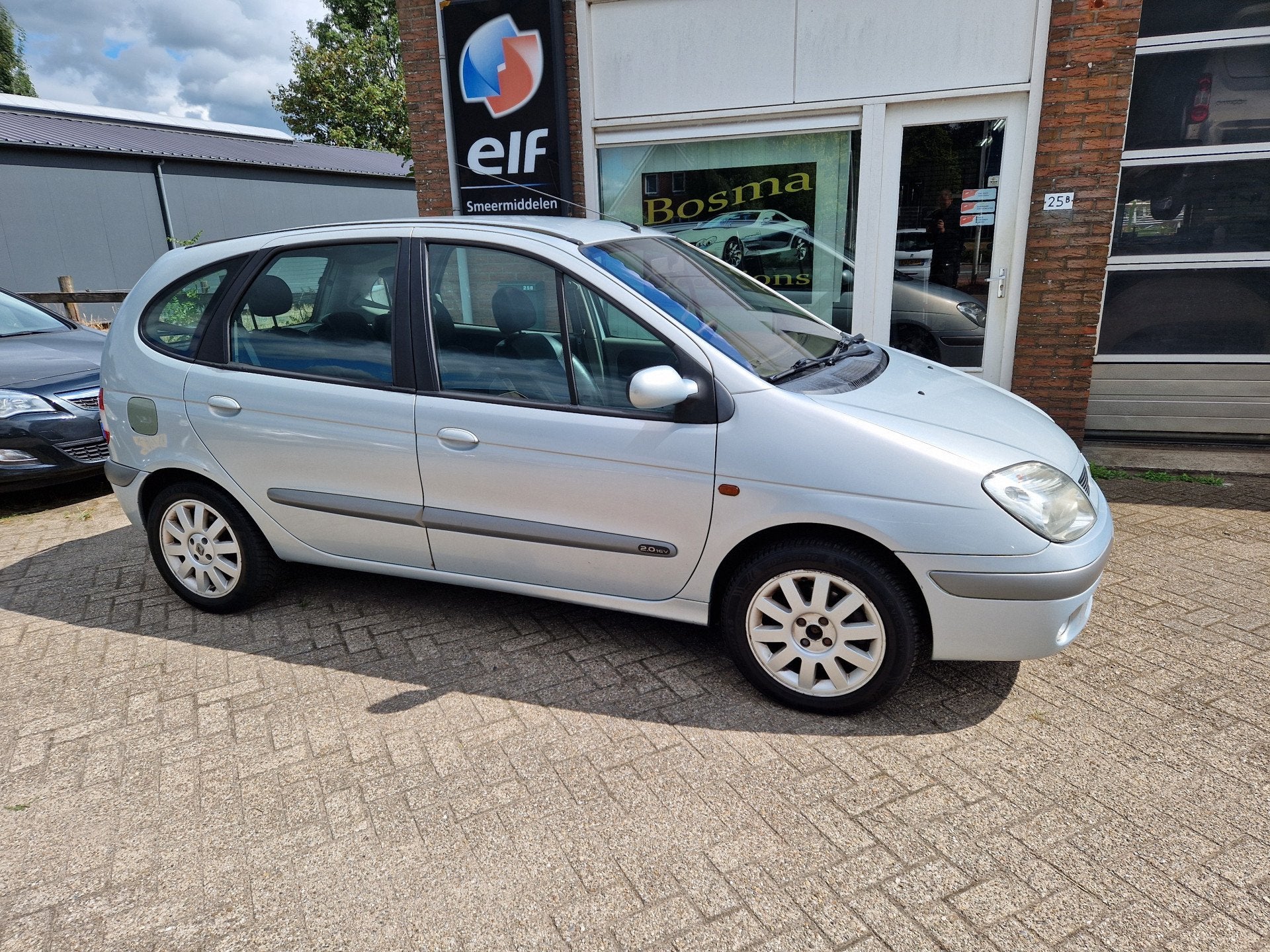 Renault Scénic 2.0-16V ''Expression Sport'' Automaat - Clim, Auto's, Renault, 1998 cc, Gebruikt, 4 cilinders, 139 pk