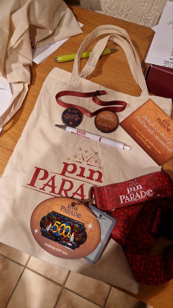 Efteling Pin parade goodiebag, Verzamelen, Efteling, Ophalen of Verzenden, Nieuw, Overige typen