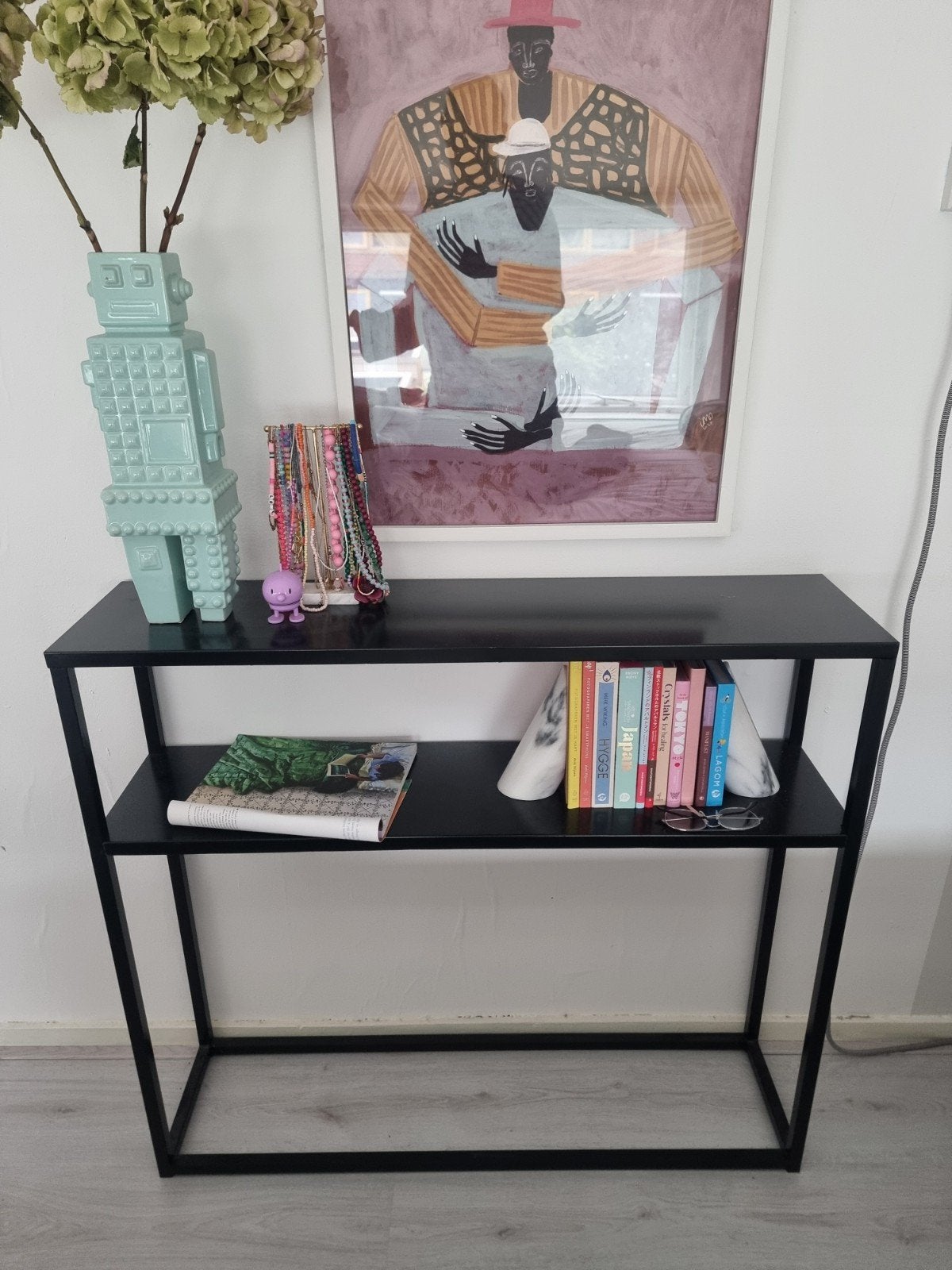 Zwart metalen wandrek/sidetable met 2 planken, Huis en Inrichting, Ophalen, Met plank(en), Modern, Industrieel, 50 tot 100 cm