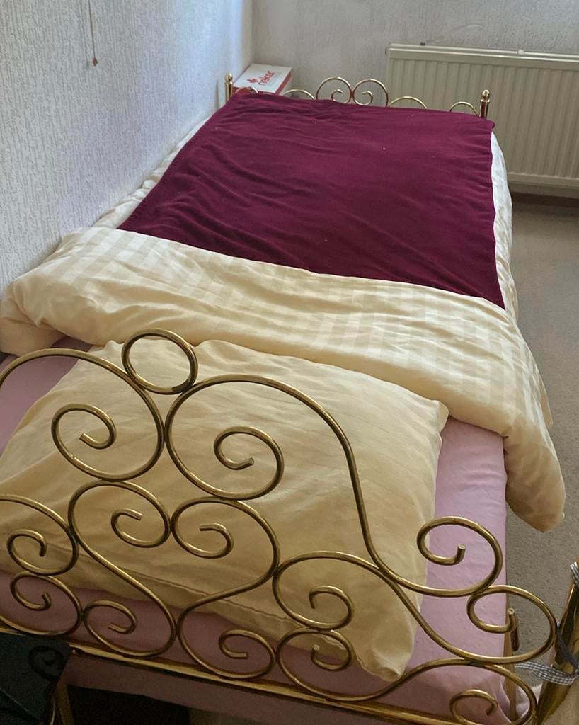 Bed incl matras, Ophalen, Overige materialen, Gebruikt, 90 cm