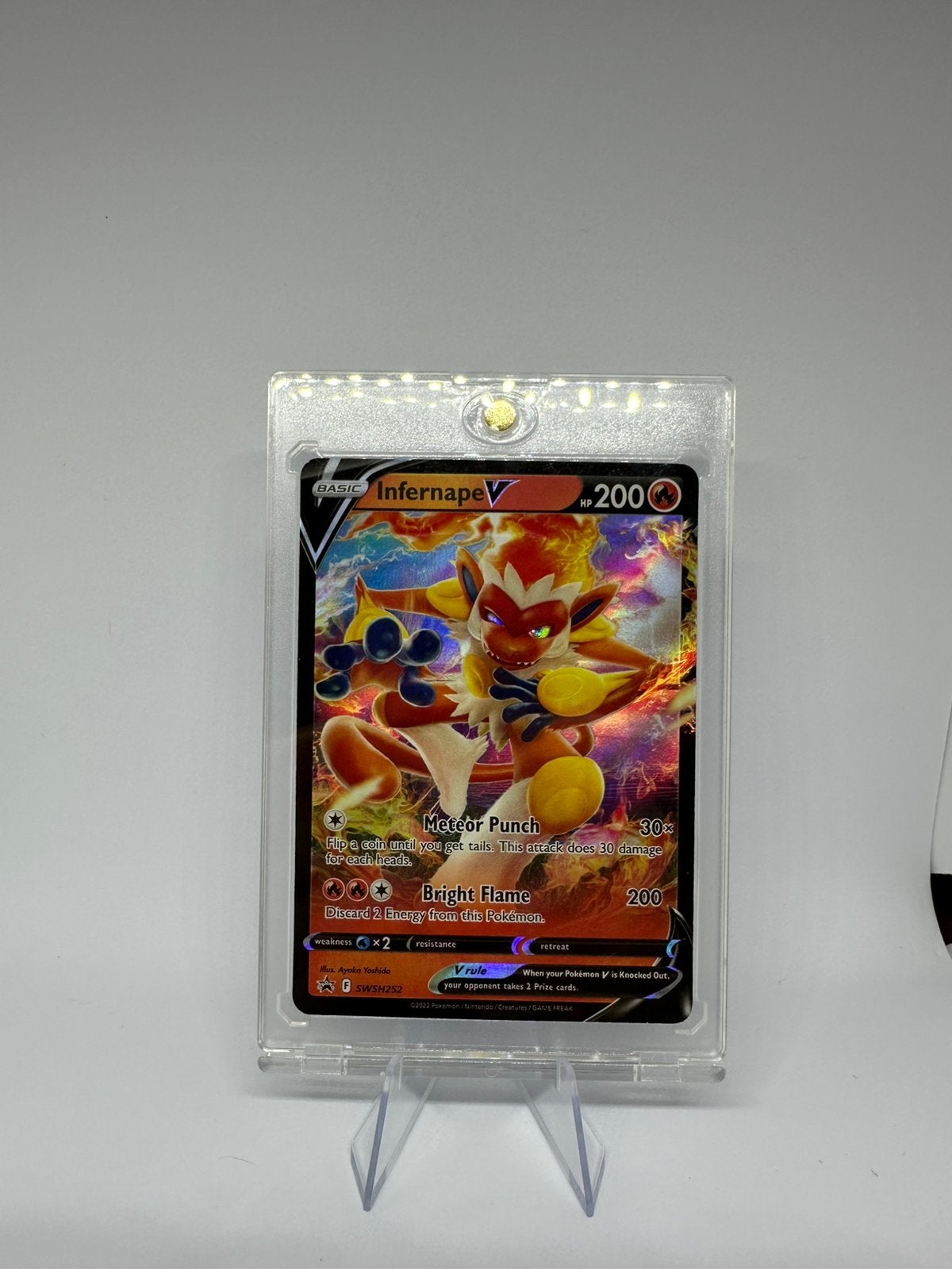Infernape V SWSH252 Holo Promo Sword & Shield Promo Pokemon, Hobby en Vrije tijd, Ophalen of Verzenden, Zo goed als nieuw