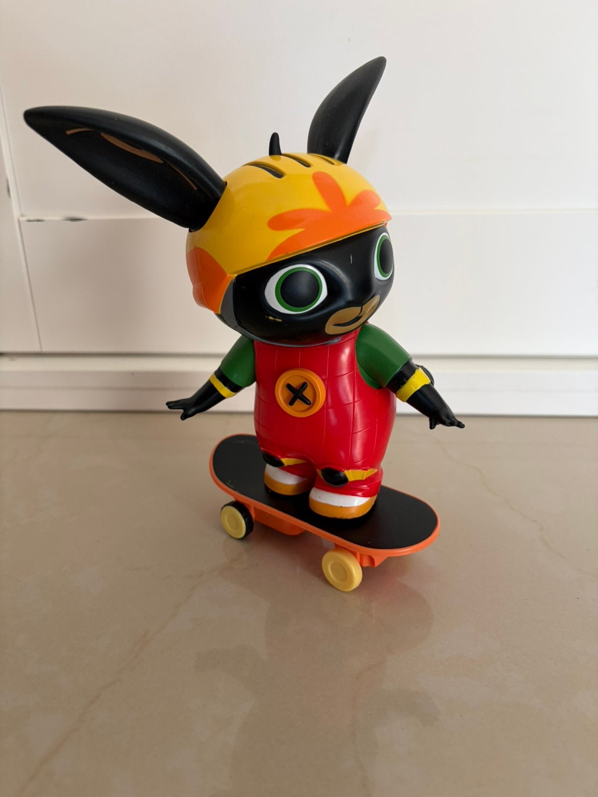 Bing op skateboard, Ophalen of Verzenden, Zo goed als nieuw
