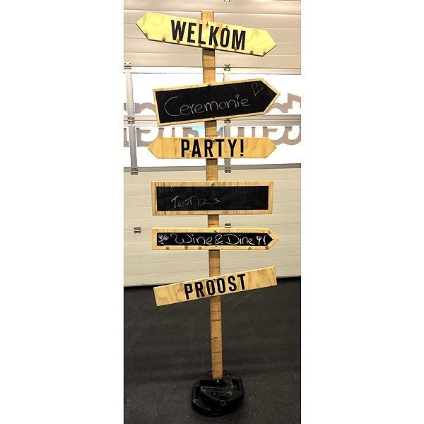 TE KOOP: Vintage Wegwijzerbord voor feest of bruiloft, Ophalen, Zo goed als nieuw, Versiering, Geboorte of Huwelijk