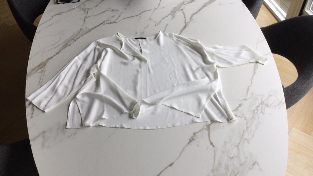 Carla G ,blouse mt 42 NL, mt 46 IT off white, Kleding | Dames, Ophalen of Verzenden, Zo goed als nieuw, Maat 42/44 (L), Wit