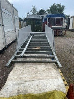 stalen bordestrap, Doe-het-zelf en Verbouw, Ladders en Trappen, Ophalen, Gebruikt, Trap, 2 tot 4 meter