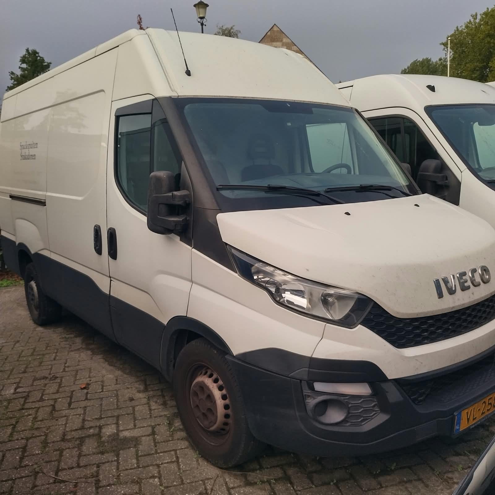 Iveco Daily 35S13V 2.3 352 H3 L, 13 km/l, Euro 5, Gebruikt, Iveco