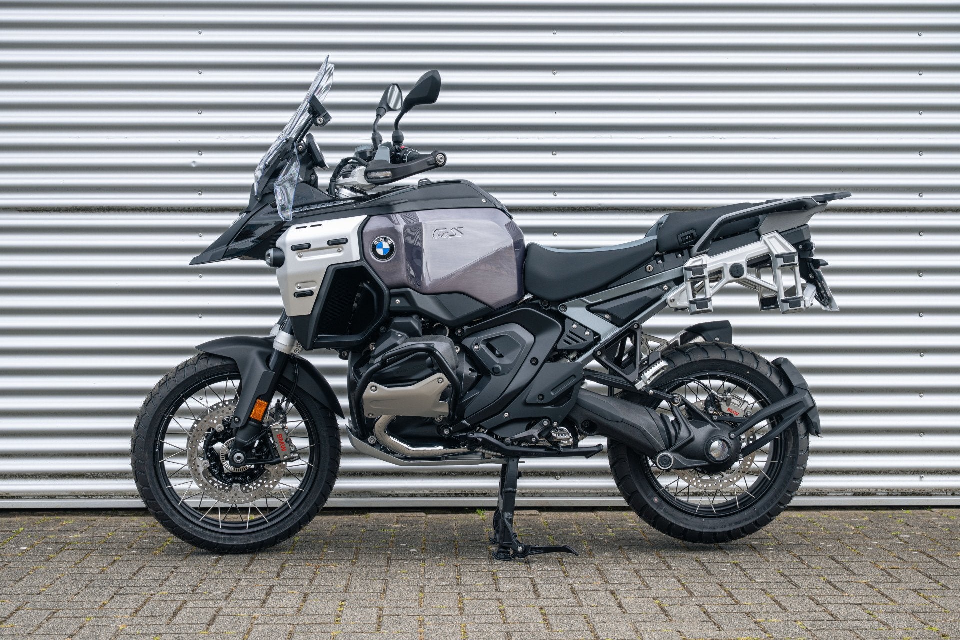 BMW R 1300 GS Adventure |BTW motor (bj 2026), Motoren, Verkoop.motorrad@oostland-enschede.nl, Gebruikt, Spaansland 10
7543BG  ENSCHEDE, NL