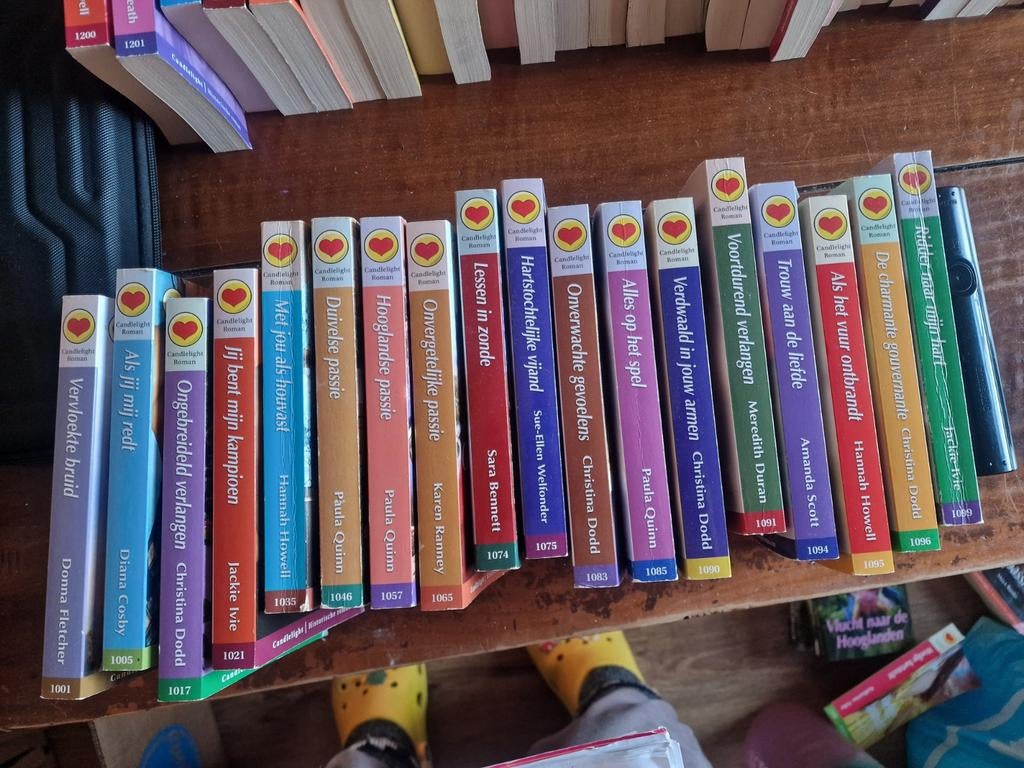 Candlelight Romantische Romans Serie 1000 - 97 Boeken, Boeken, Romans, Ophalen of Verzenden, Zo goed als nieuw, Diverse auteurs