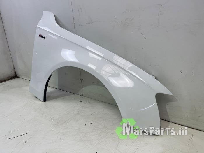 Scherm rechts-voor van een Audi A4 (LY9C), Gebruikt, -, -, -