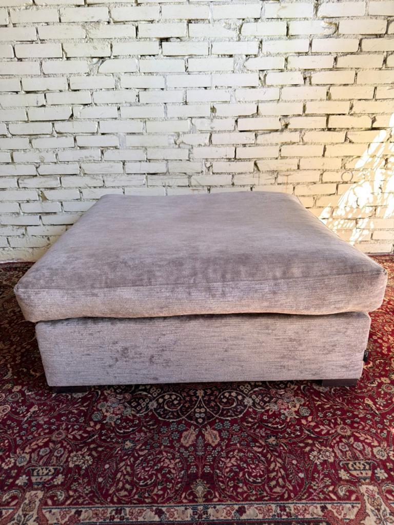 Hocker,voetenbank,poef., Ophalen of Verzenden, Gebruikt, Vierkant, 75 tot 100 cm