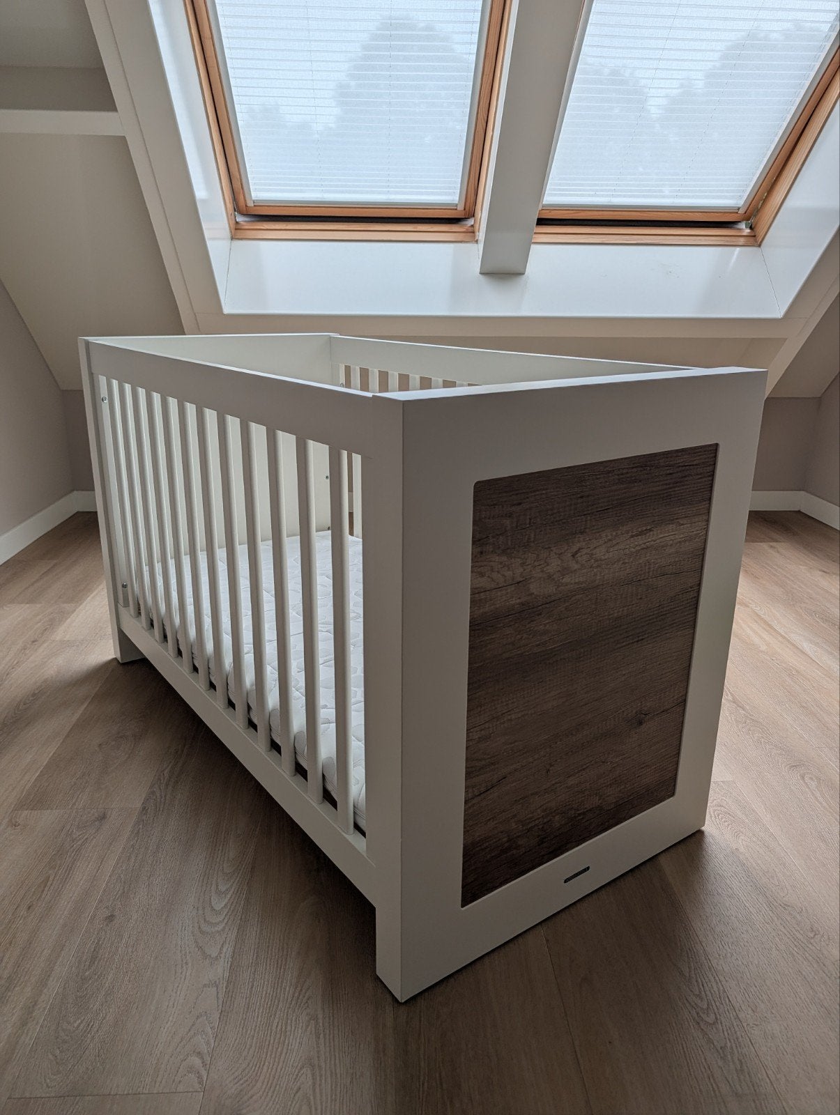 Kidsmill ledikant met babyflow modulair matras, Ophalen, Zo goed als nieuw, Jongetje of Meisje