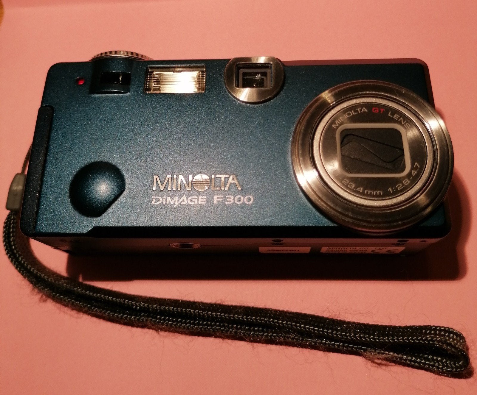 Minolta DiMAGE F300 Digitale Camera 5.0 Megapixels, Ingebouwde flitser, Gebruikt, Minolta, USB-kabel