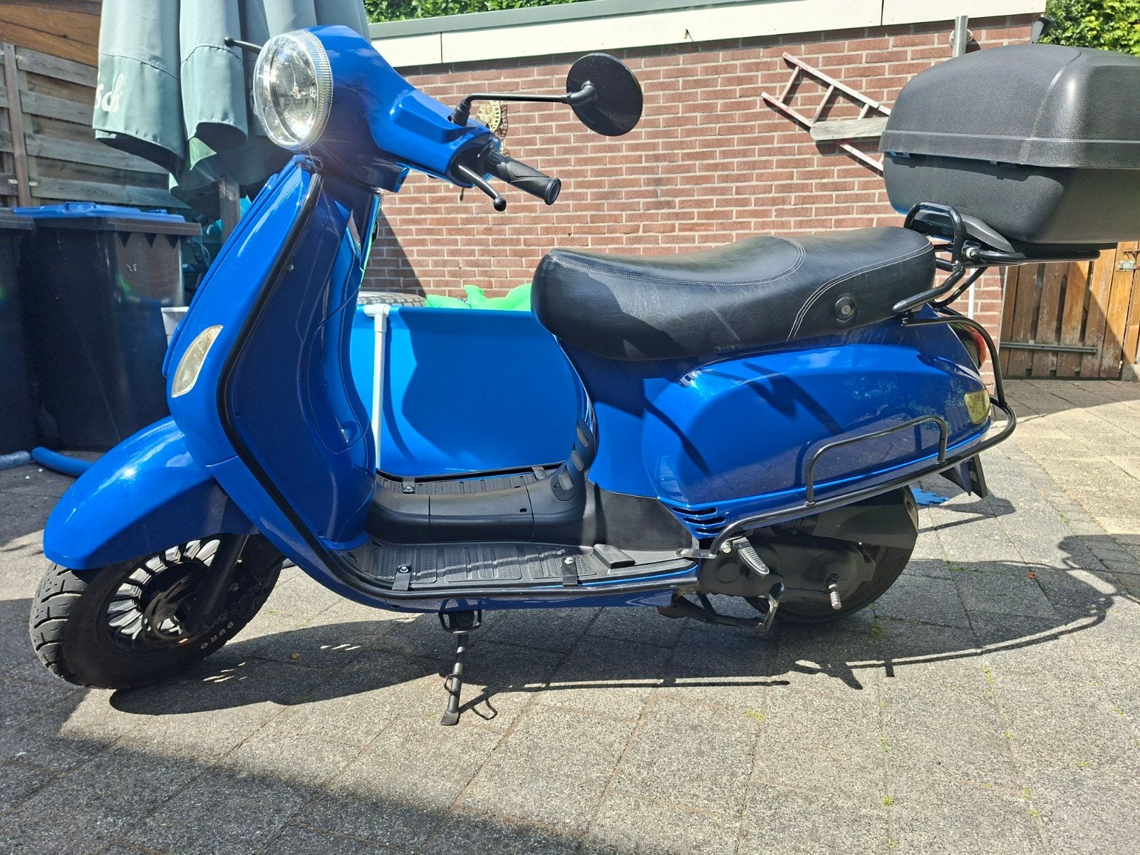 Blauwe scooter met geel kenteken merk thurbo, Gebruikt, Benzine, Ophalen, Overige merken