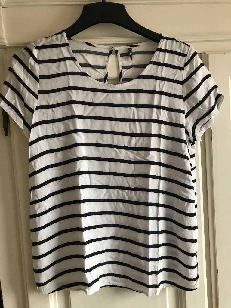 gestreept shirt (Only), Maat 38/40 (M), Overige kleuren, Ophalen of Verzenden, Korte mouw