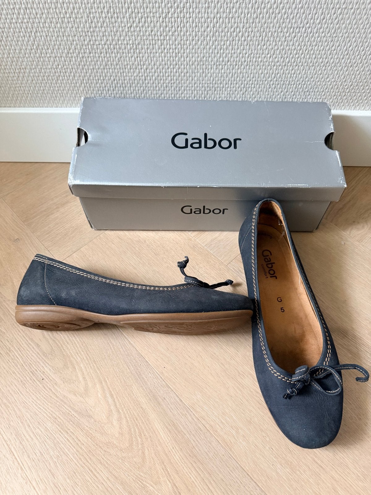 Gabor instappers maat 38 (UK 5) in nachtblauw nubuck, Ophalen of Verzenden, Zo goed als nieuw, Blauw, Instappers