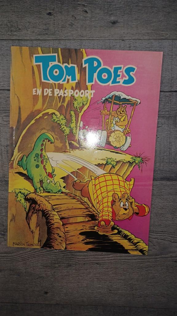 Tom Poes en de Paspoort van Marten Toonder, Boeken, Stripboeken, Gelezen, Marten Toonder, Eén stripboek, Ophalen of Verzenden
