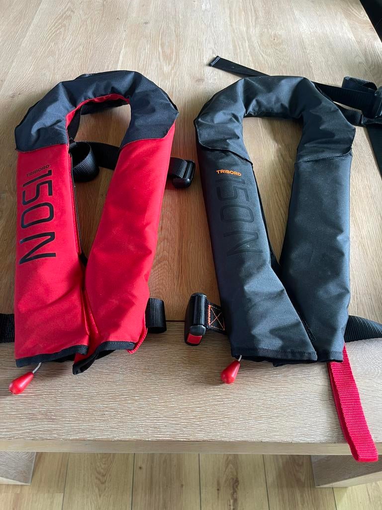 Tribord zelf opblazende lifevest, Ophalen of Verzenden, Zo goed als nieuw, Dame of Heer, Reddingsvest of Zwemvest