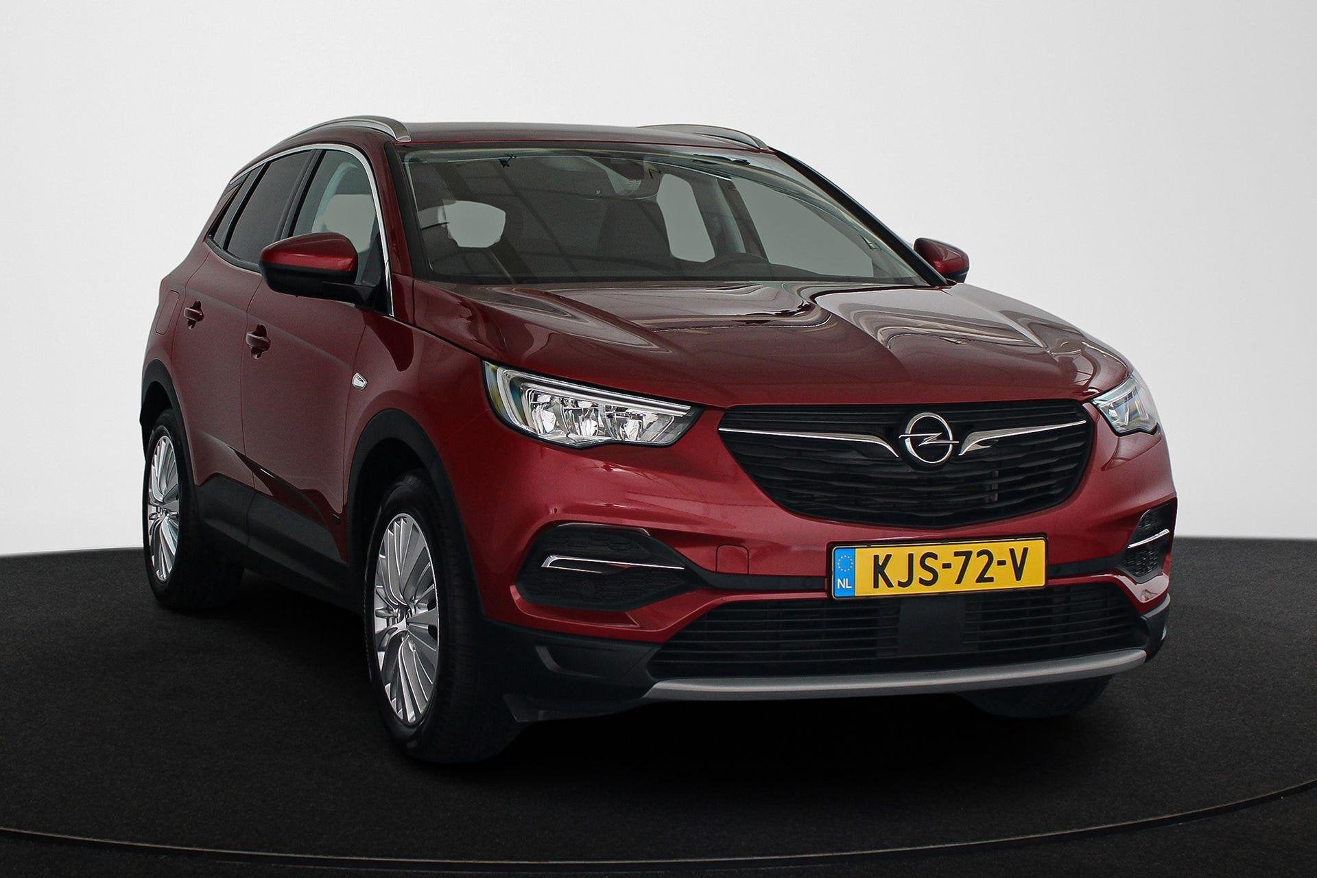 Opel Grandland X 1.6 Turbo Hybrid Innovation Stoelverwarming, Auto's, Opel, 228 pk, 4 cilinders, Leder en Stof, Plug-in hybride