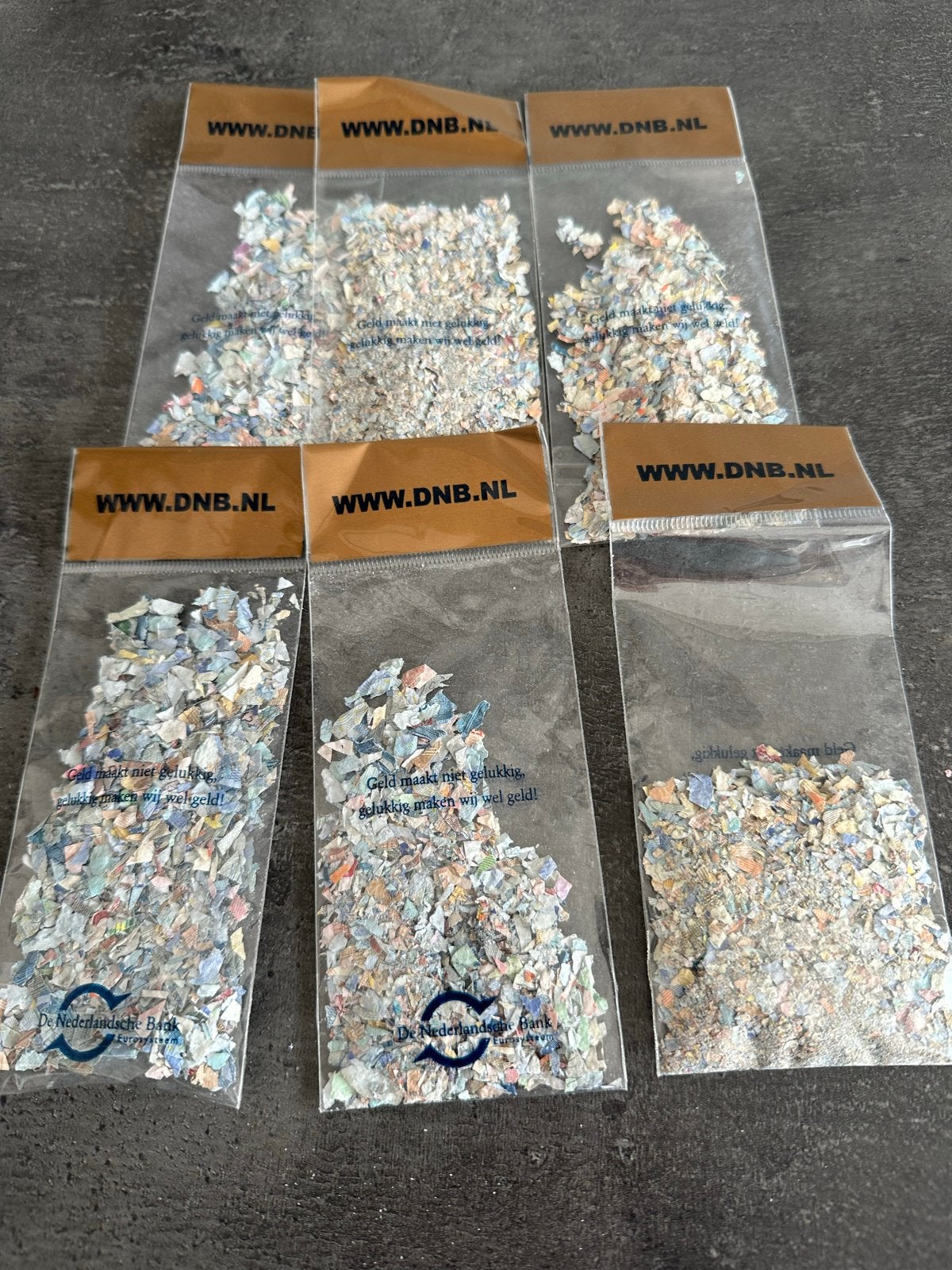 Versnipperd geld van De Nederlandsche Bank (DNB), Ophalen of Verzenden, Setje