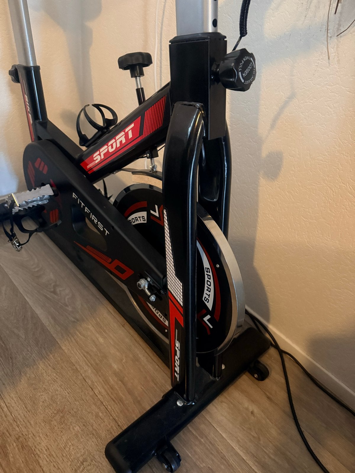 Zo goed als nieuwe hometrainer - FitFirst Sports, Ophalen of Verzenden, Zo goed als nieuw, Metaal, Benen