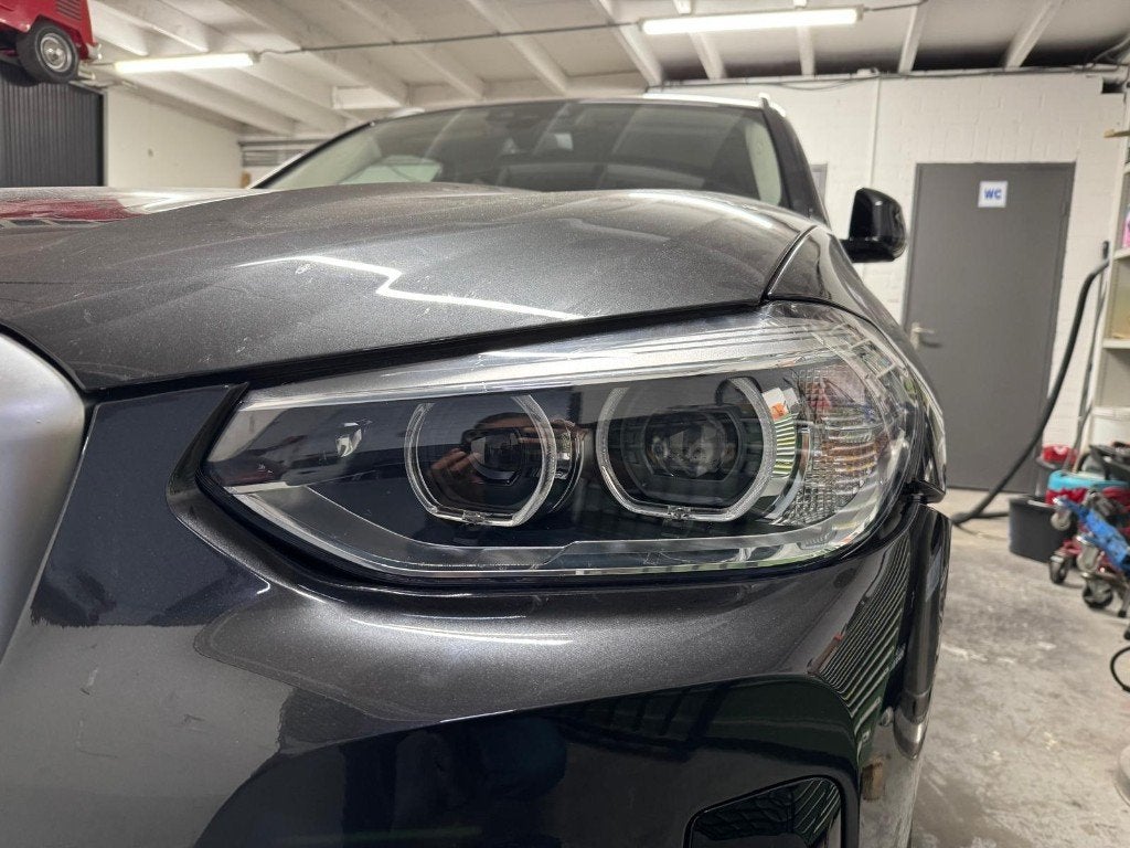 Foto 4 van BMW X3 G01 koplampen Links en Rechts en Schermen L/R