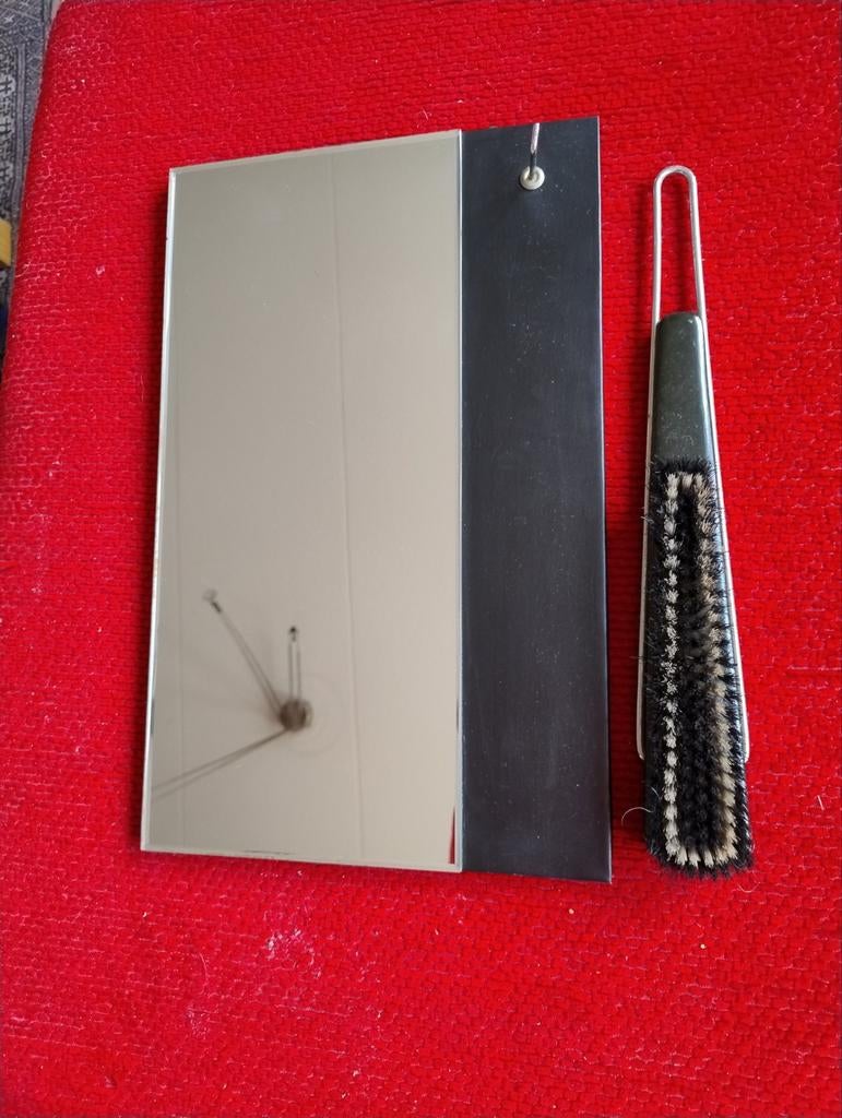 Vintage geslepen spiegel met kledingborstel, Ophalen of Verzenden