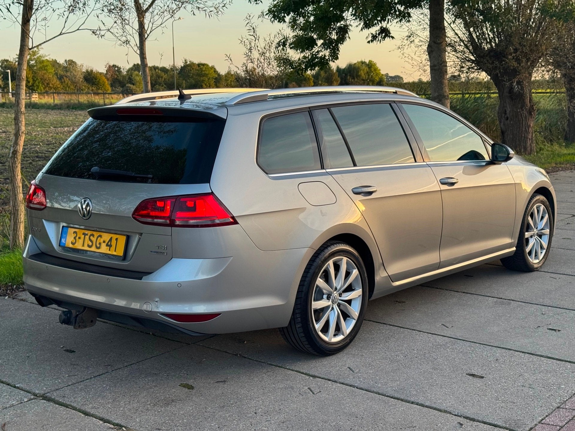 Volkswagen Golf Variant 1.2 TSI Highline 105PK DSG|CLIMA|CRU, Auto's, Gebruikt, Zwart, 4 cilinders, Alcantara