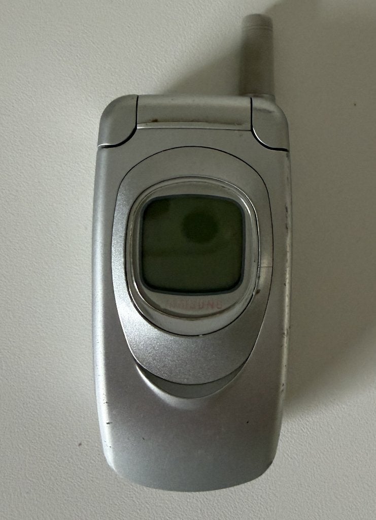 Oude Samsung SGH-A800 klapmobiel, Ophalen, Gebruikt, Overige modellen, Geen camera