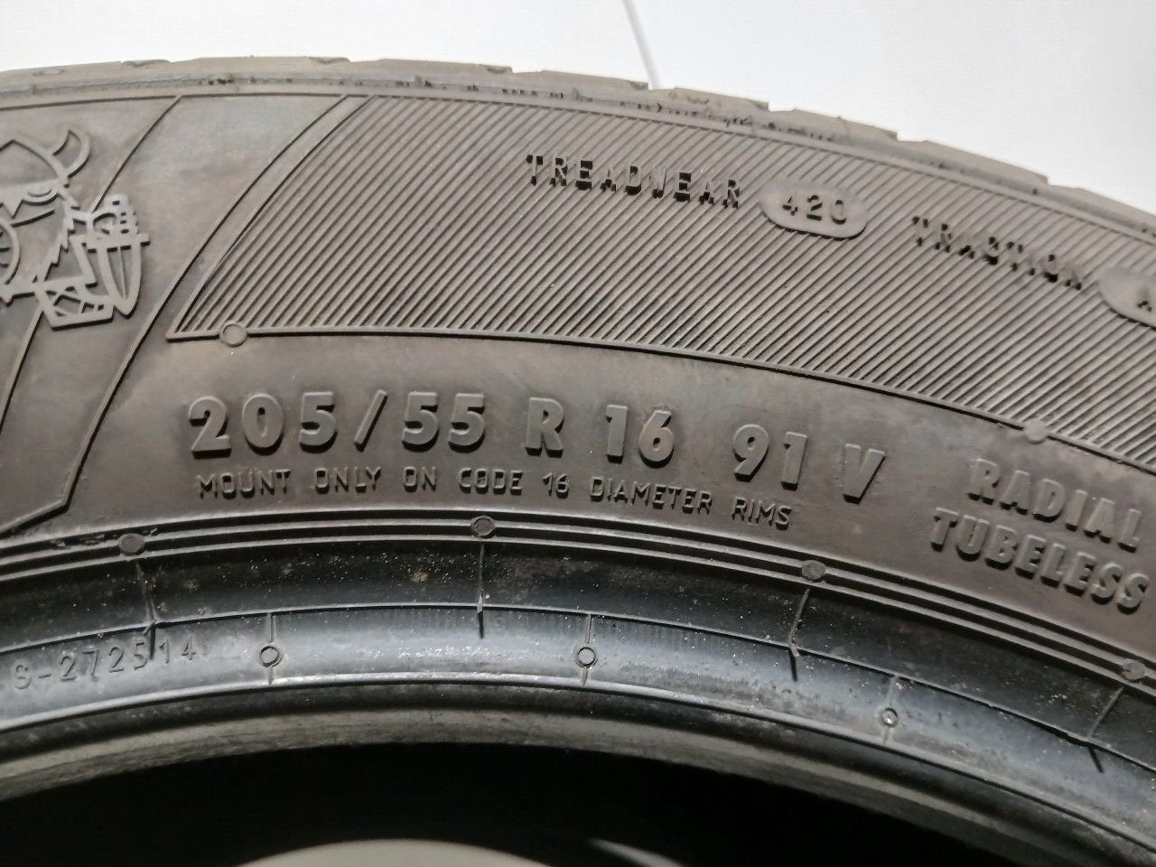 Bandenset 2 stuks Zomer 205 55 R16, Auto-onderdelen, Onderdelen@venauto.nl, Van der Ven Autorecycling B.V., Gebruikt, Ettenseweg 76, 4706 PB Roosendaal, The Netherlands