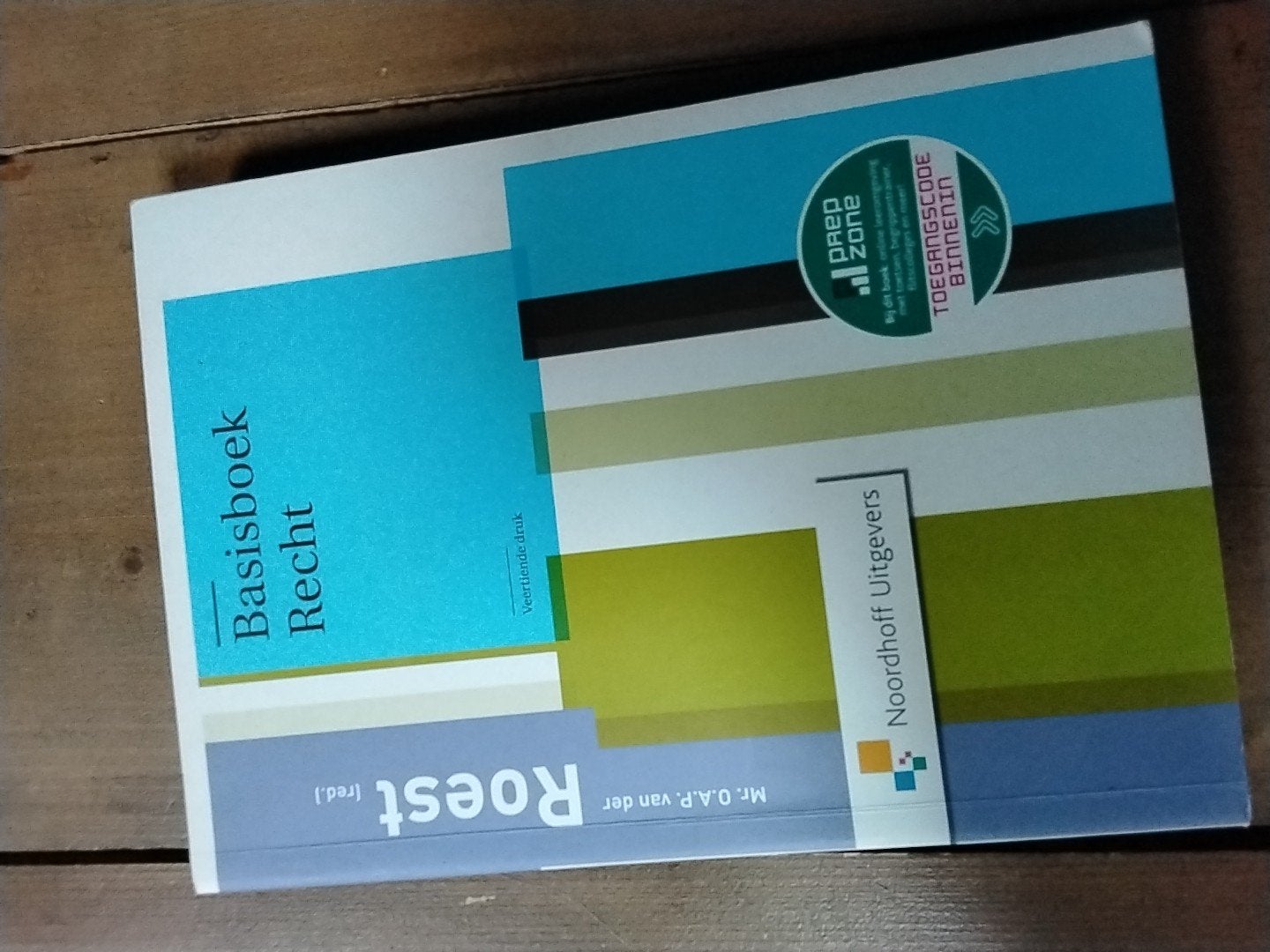 Basisboek Recht - Mr. O.A.P. van der Roest (5e druk), Mr. O.A.P. van der Roest, Zo goed als nieuw, Gamma, HBO