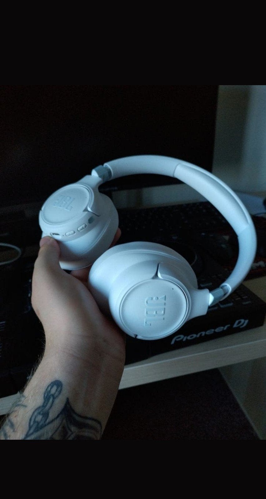 JBL Tune 780NC Koptelefoon - MOET NU WEG !!!