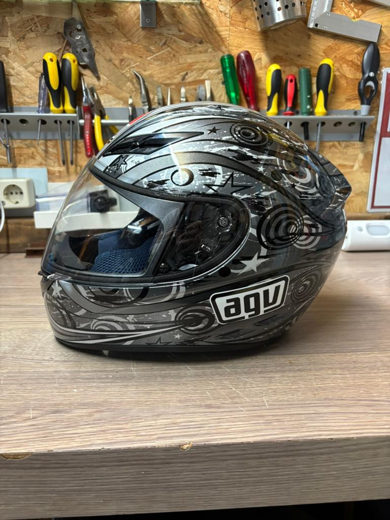AGV K3 helm (XS 53/54), zwart/zilver design, Motoren, Ophalen, XS, Tweedehands, Integraalhelm