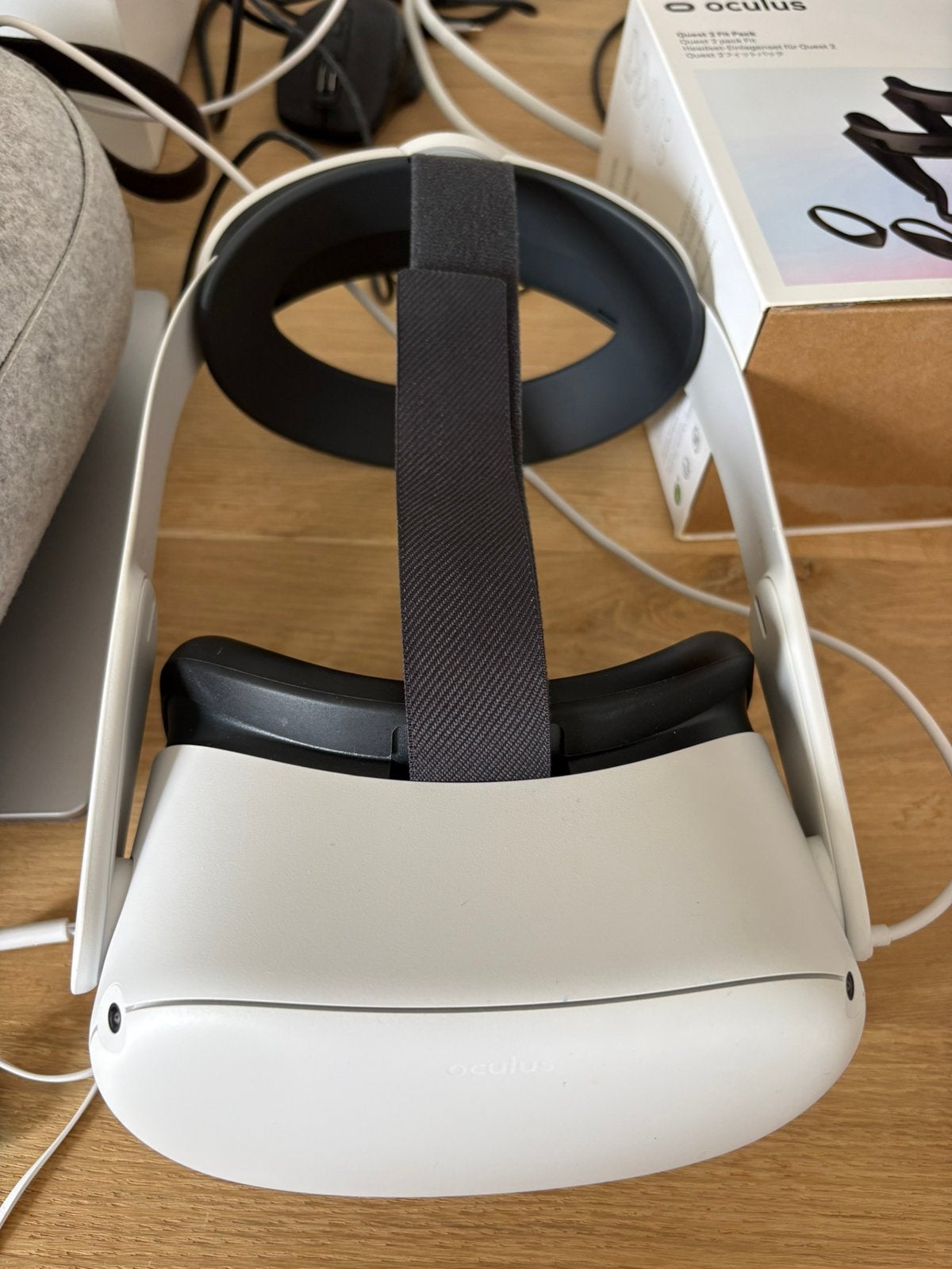 Oculus Quest 2 256GB + Elite Strap + Opbergcase Complete set, Spelcomputers en Games, Virtual Reality, Ophalen, Zo goed als nieuw