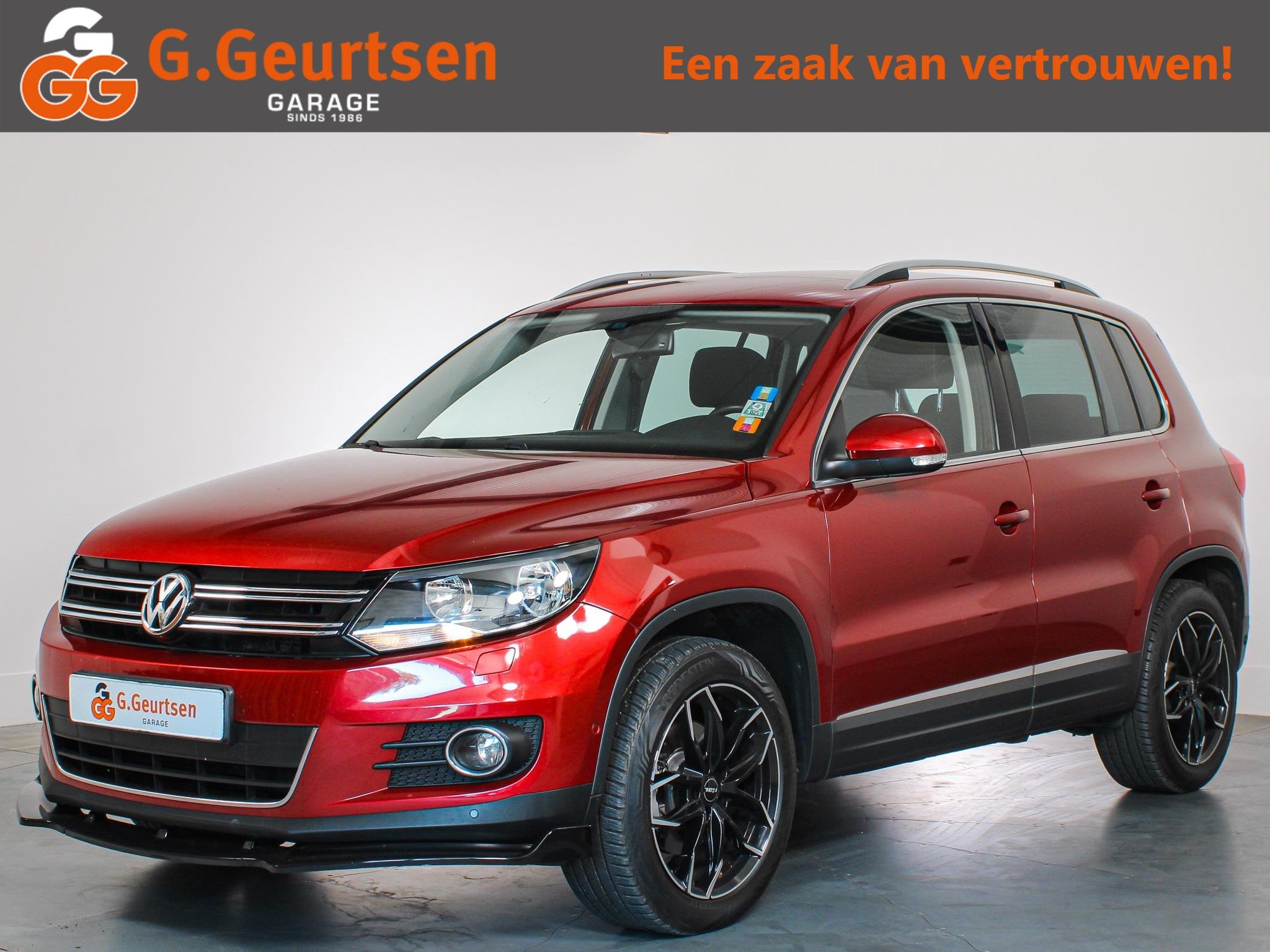 Volkswagen Tiguan 2.0 TSI Sport&Style 4Motion Cruise Control, Auto's, Automaat, Euro 5, Stof, Gebruikt