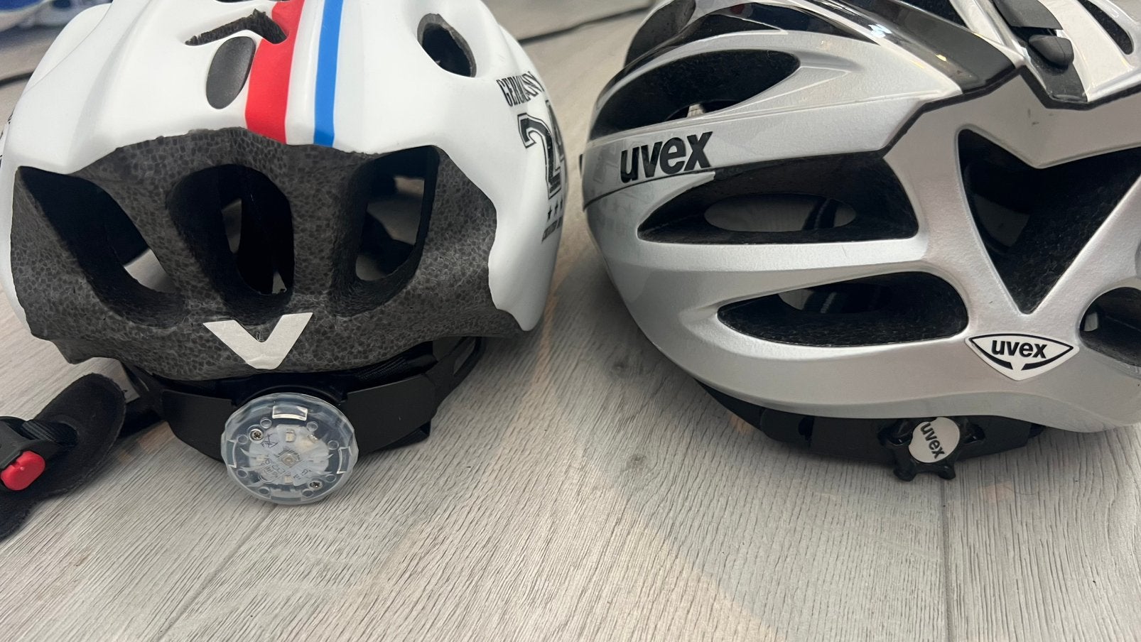 2 fietshelmen, Sport en Fitness, Wielrennen, Ophalen of Verzenden, Zo goed als nieuw, Helm