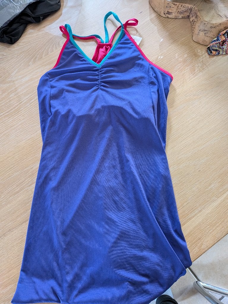 sporttop maat 40 paars, Maat 38/40 (M), Paars, Ophalen of Verzenden, Fitness of Aerobics